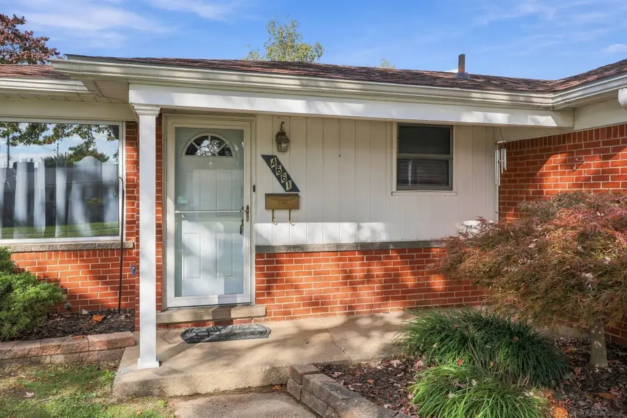 4661 Gerald ST, Warren, MI 48092 - #3