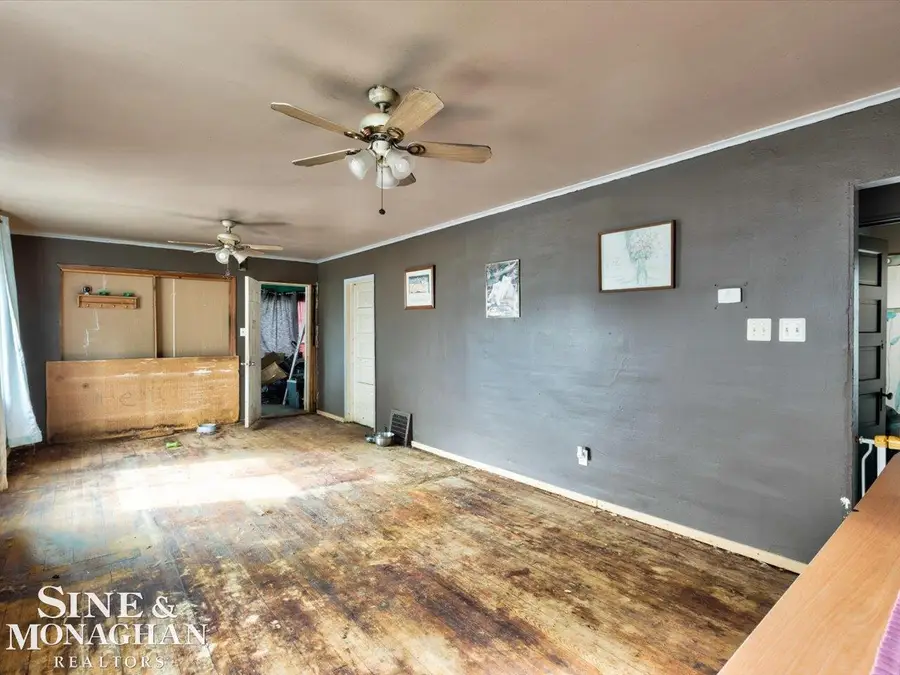 1219 White St ST, Port Huron, MI 48060 - #3