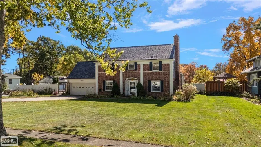 102 1st ST, Yale, MI 48097 - #3