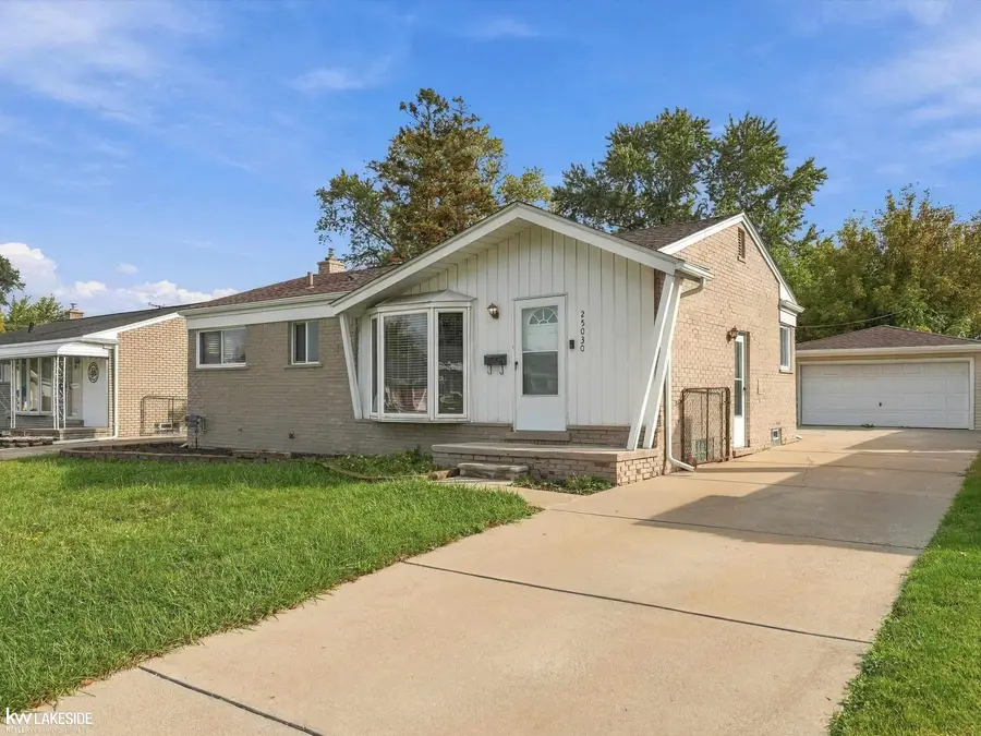 25030 Wagner AVE, Warren, MI 48089 - #2