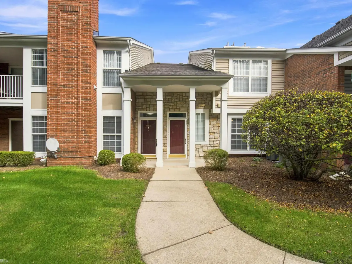 44835 Marigold DR, Sterling Heights, MI 48314 - #1