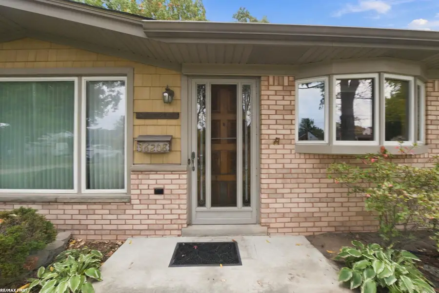 36208 Weideman ST, Clinton Township, MI 48035 - #2