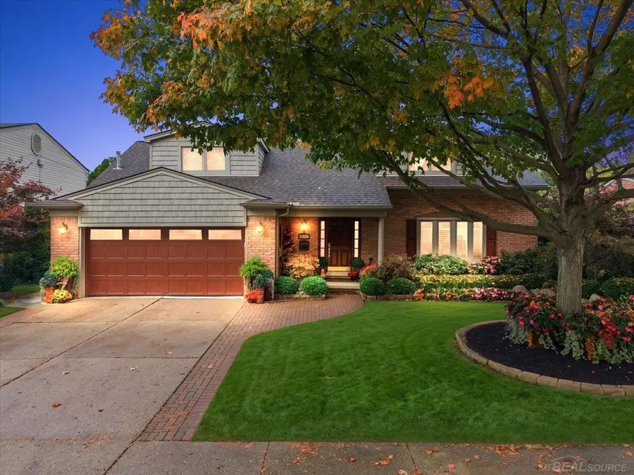 23251 N Rosedale CT, Saint Clair Shores, MI 48080 - #2