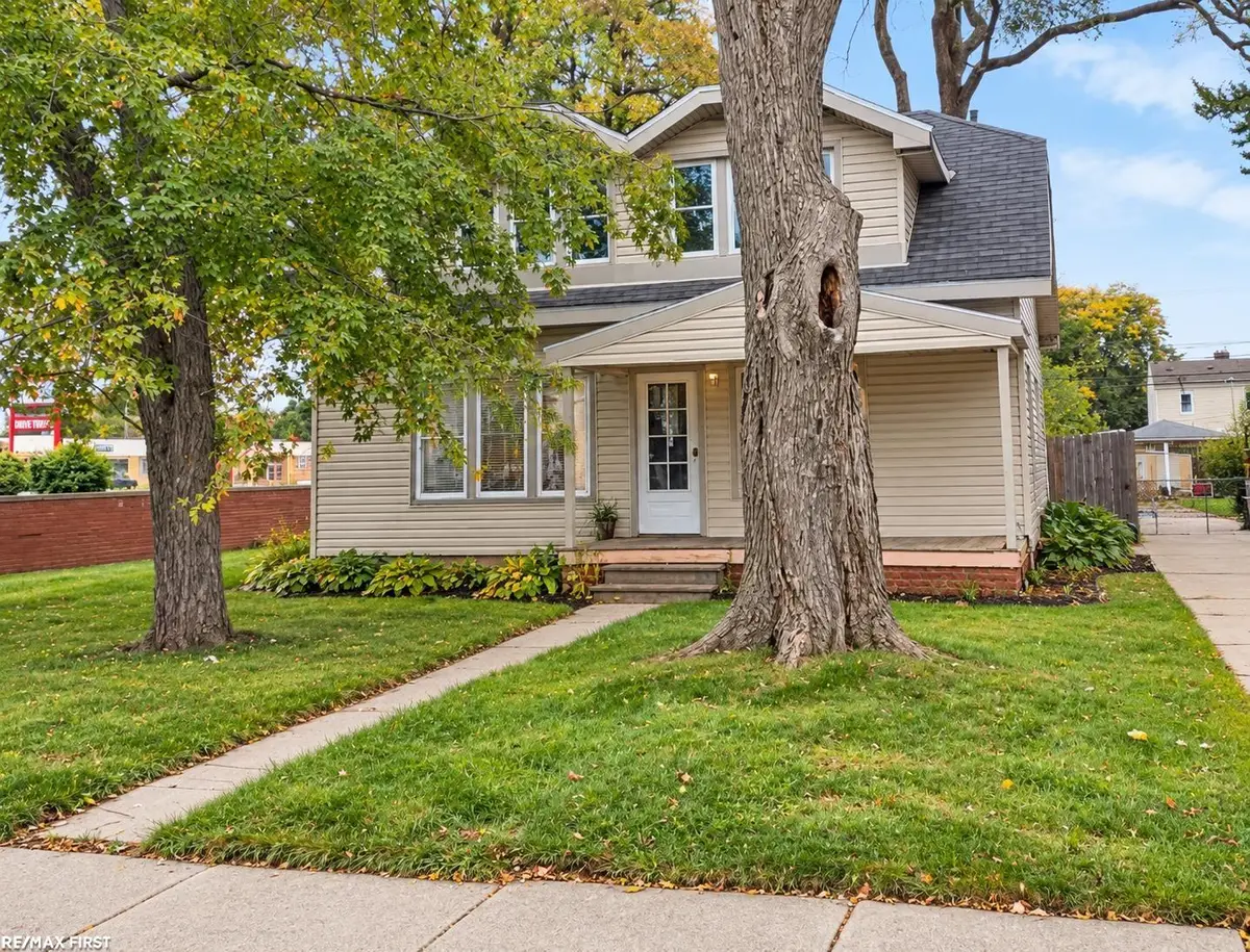 7594 Stephens RD, Center Line, MI 48015 - #1