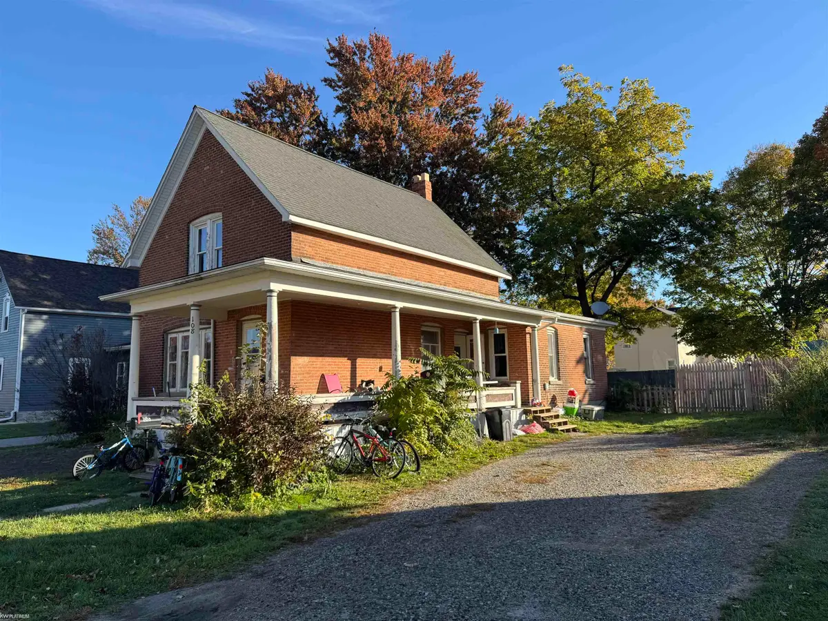 108 Anderson, Croswell, MI 48422 - #1