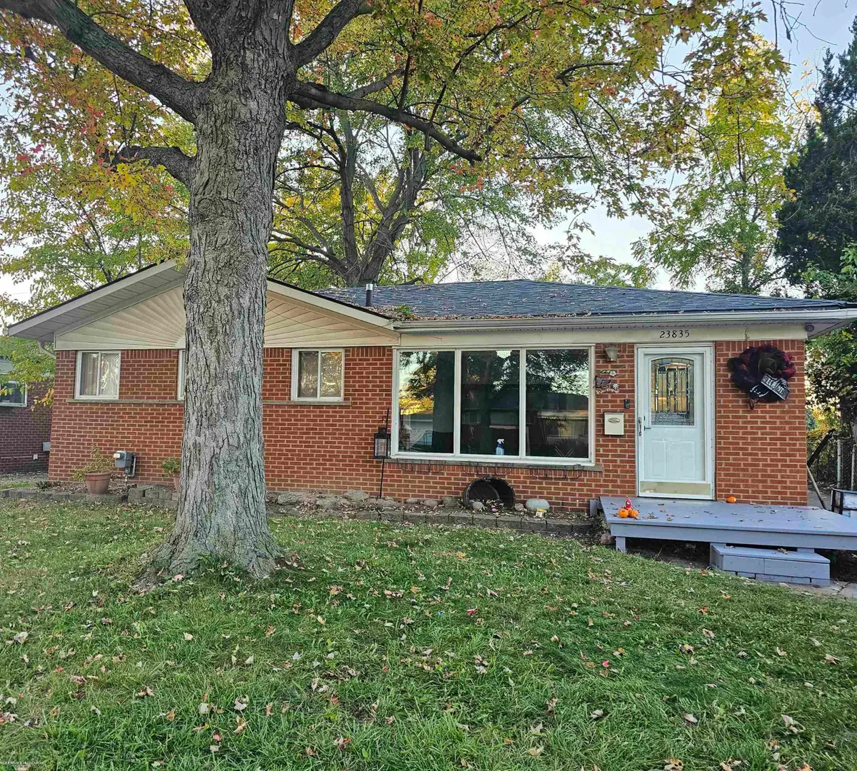 23835 Panama AVE, Warren, MI 48091 - #1