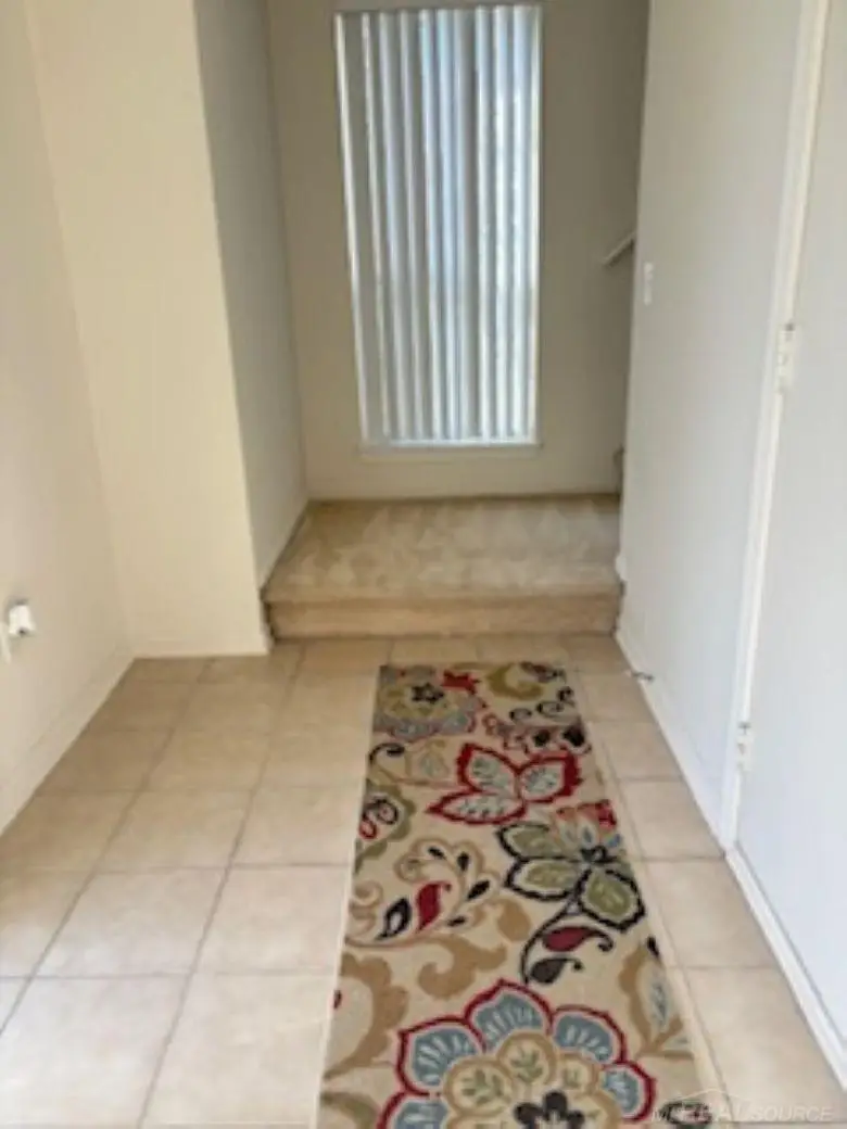 16437 Dominion DR, Macomb, MI 48044 - #2