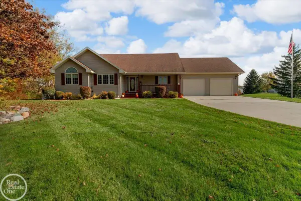 4122 North RD, Clyde, MI 48049