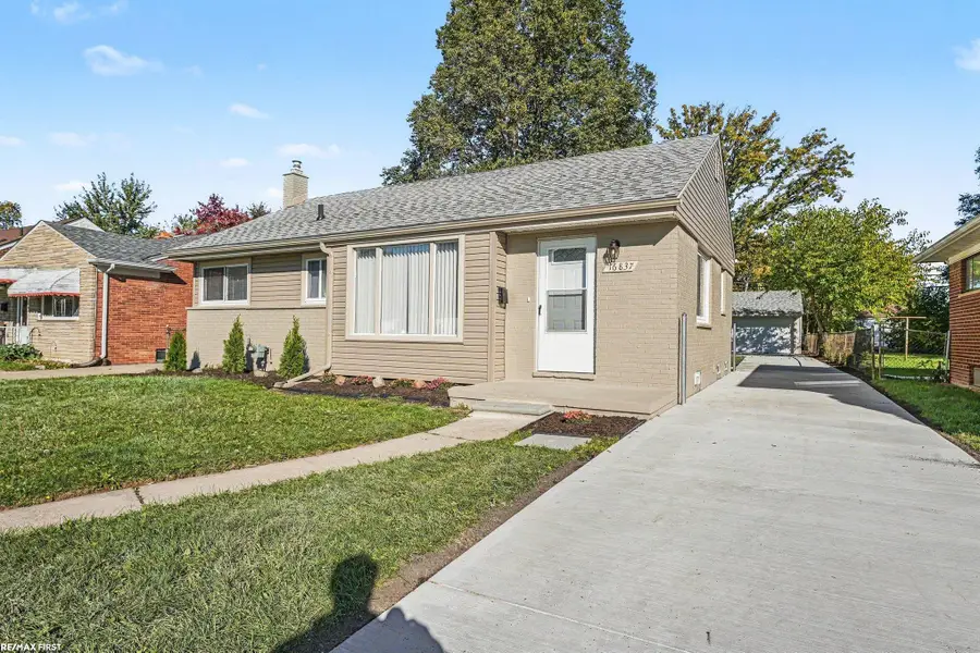 16837 Lincoln, Eastpointe, MI 48021 - #2