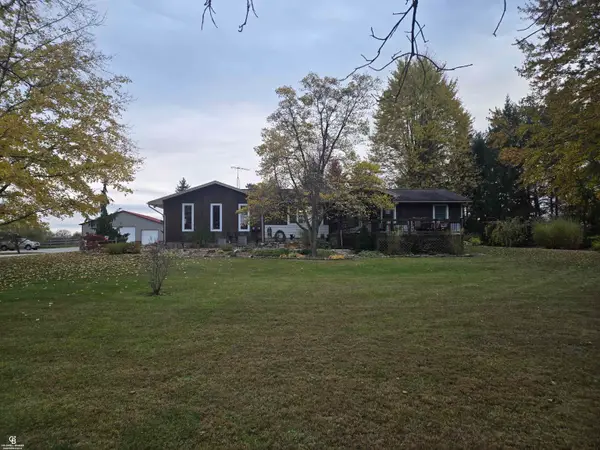 10441 Brandon RD, Avoca, MI 48006