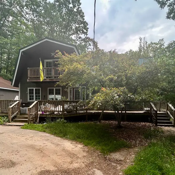 4711 mockingbird DR, Farwell, MI 48622