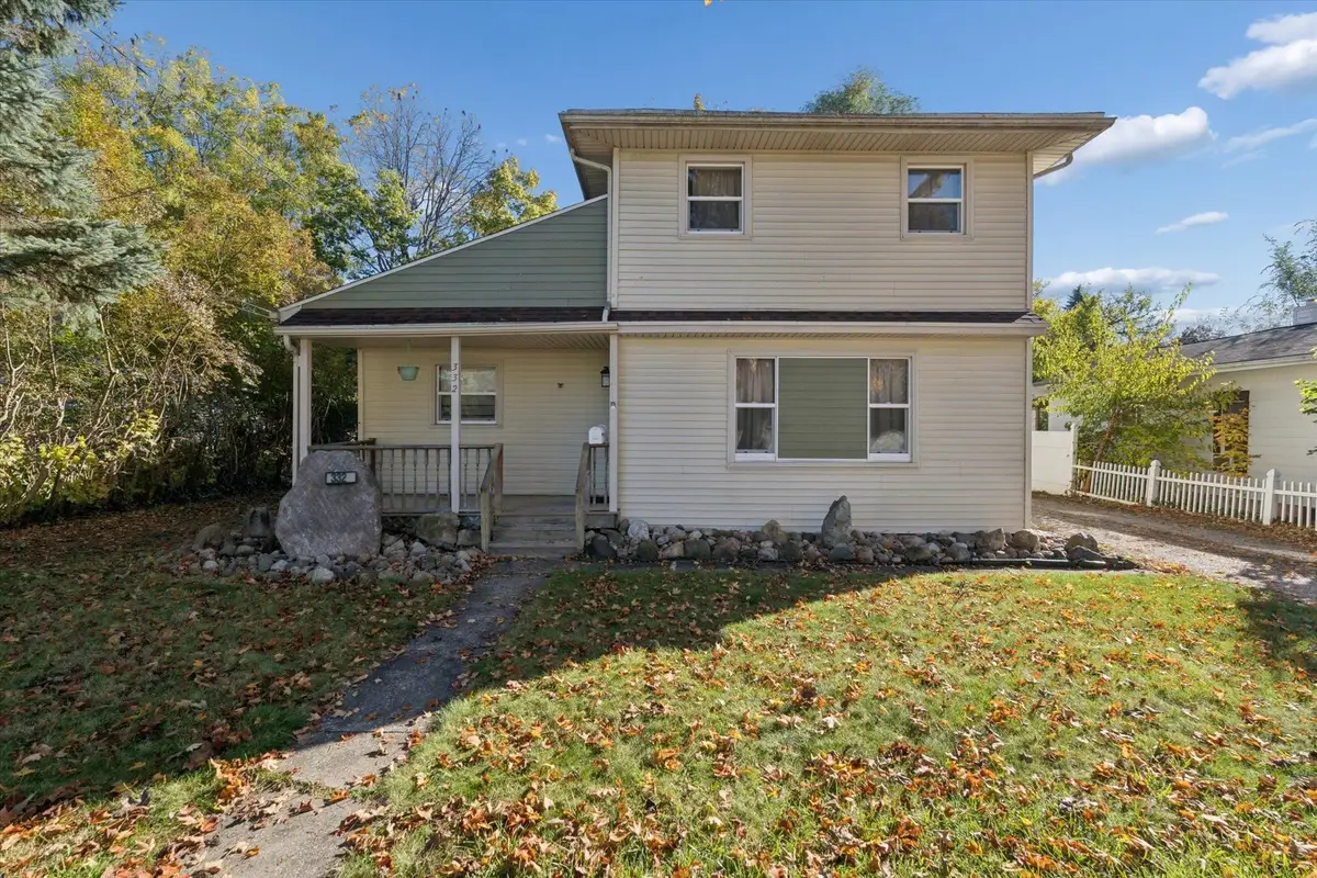 332 N Dewey ST, Owosso, MI 48867 - #1