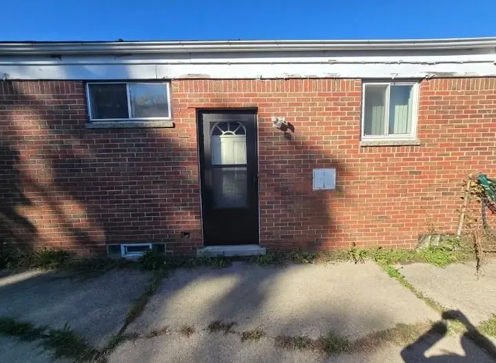 26703 Norkflok ST, Inkster, MI 48141 - Image #2