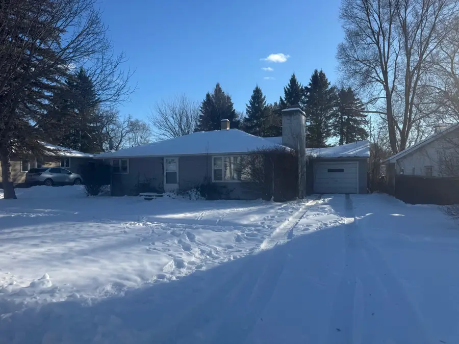 133 W 2ND ST, Gladwin, MI 48624 - Image #2