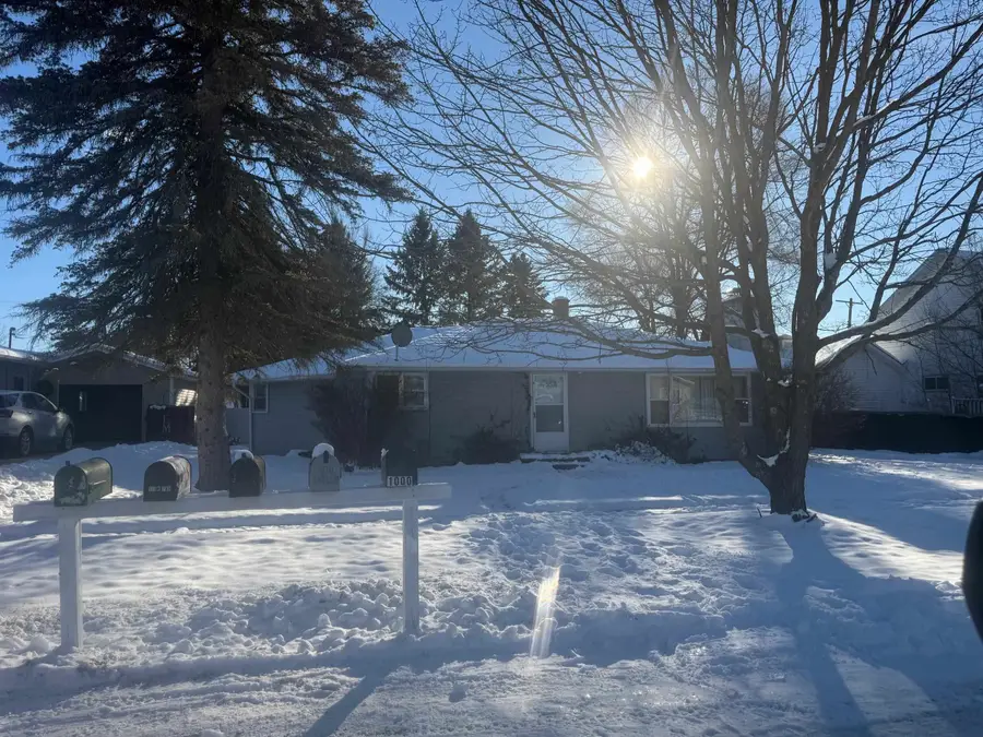 133 W 2ND ST, Gladwin, MI 48624 - Image #3