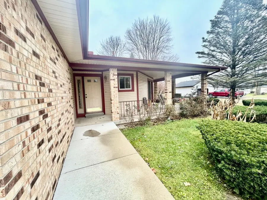 9366 McAfee RD, Montrose, MI 48457 - Image #2
