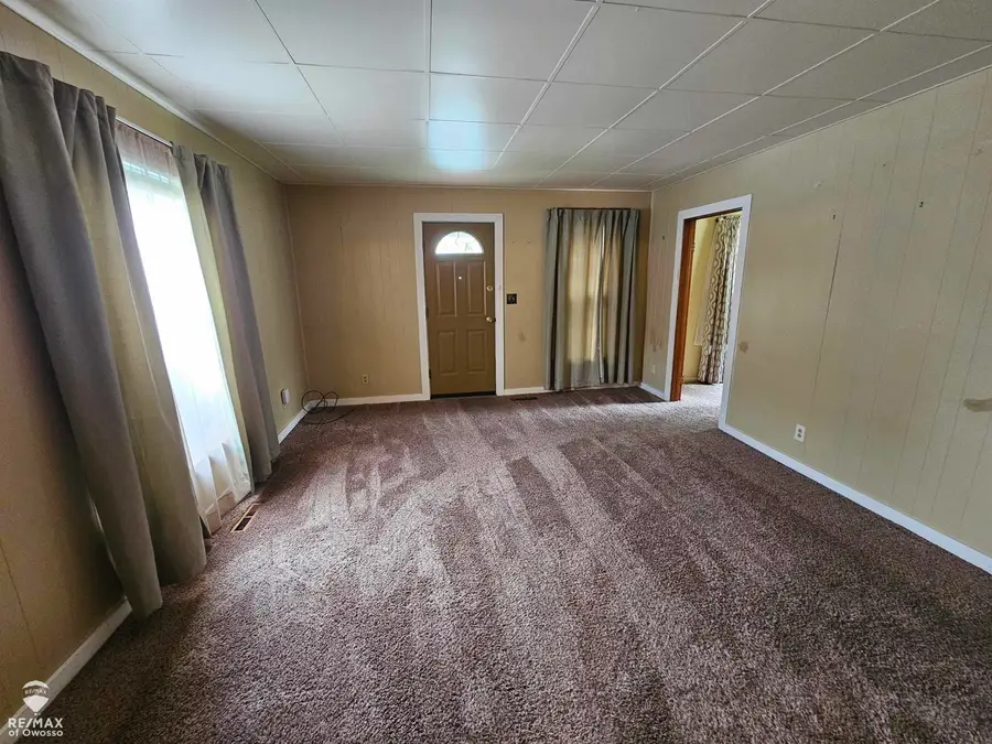 209 W Stewart ST, Owosso, MI 48867 - #3