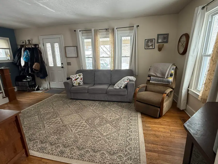 315 Prindle ST, Owosso, MI 48867 - #2