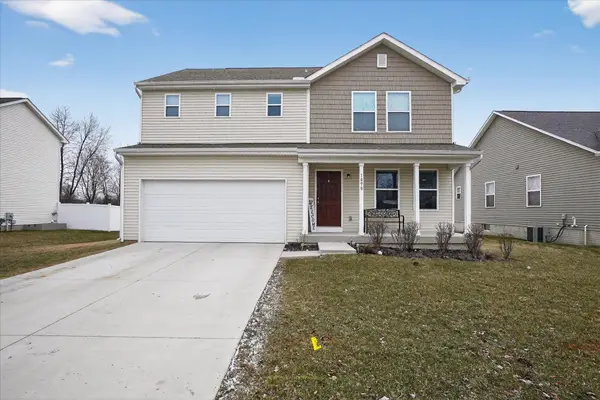 1090 Jackson  DR, Owosso, MI 48867