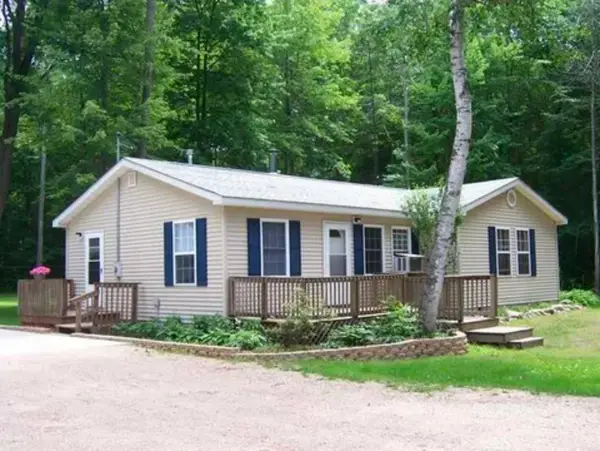 5911 JACKSON AVE, Lake, MI 48632