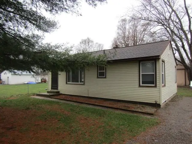1628 Allendale AVE, Owosso, MI 48867 - #1