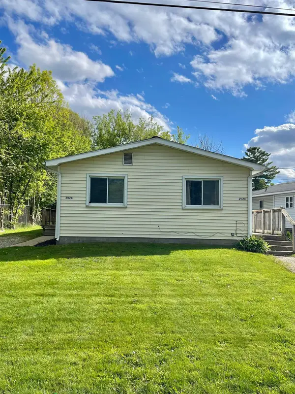2026 James AVE, Owosso, MI 48867
