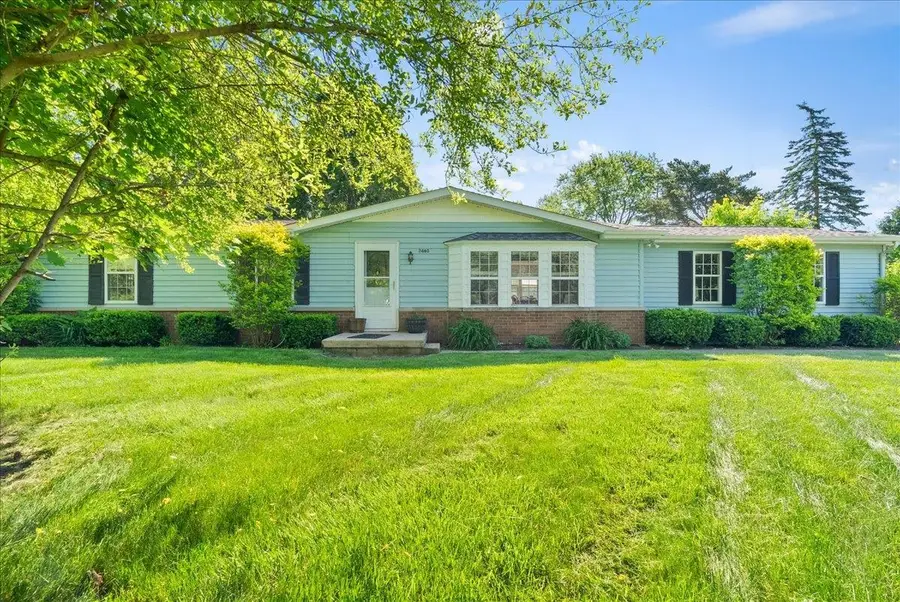2460 Clairmont DR, Owosso, MI 48867 - #3