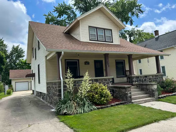 302 N Mackinaw ST, Durand, MI 48429