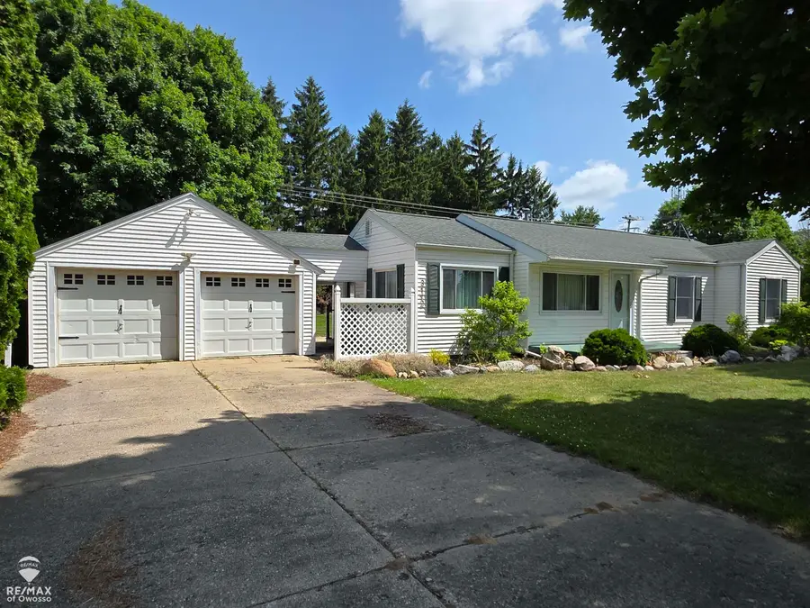 3112 W Bennington RD, Owosso, MI 48867 - #2
