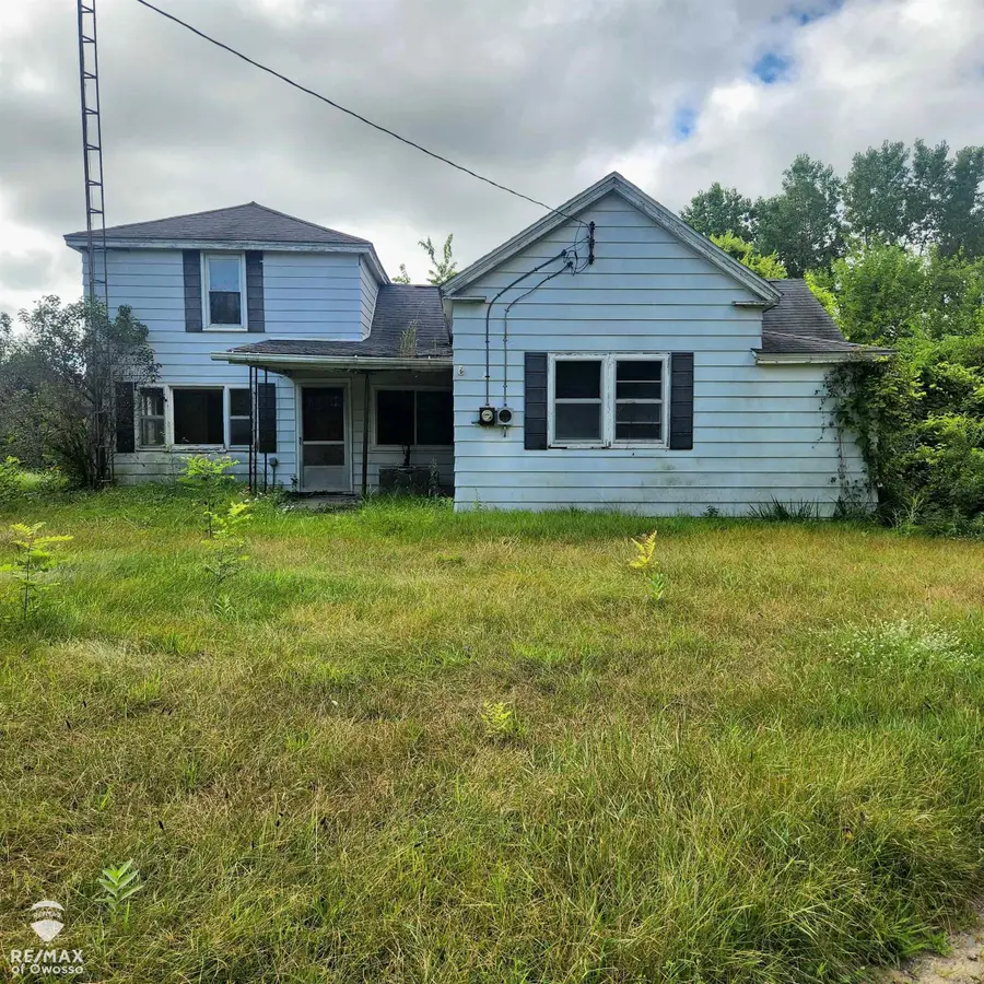 11504 Sharon RD, Saint Charles, MI 48655 - #2