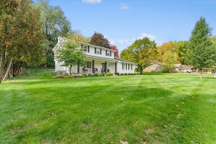 1201 Riverside DR, Owosso, MI 48867 - #3