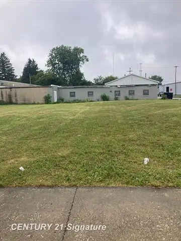 2201 S Niagara Street, Saginaw, MI 48602 - Image #1