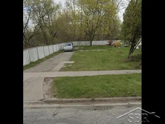 1919 Perkins ST, Saginaw, MI 48601 - Image #2
