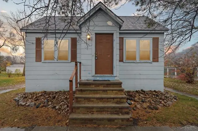 930 E Pine ST, Sebewaing, MI 48759 - Image #1