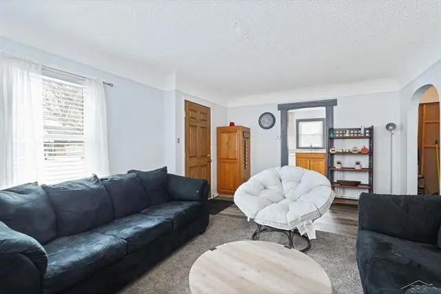 2955 Eddy ST, Saginaw, MI 48604 - Image #3