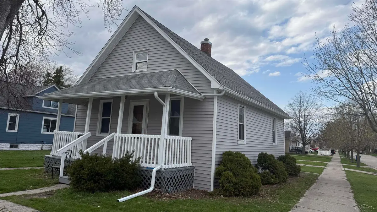 1609 Fremont AVE, Bay City, MI 48708 - #1