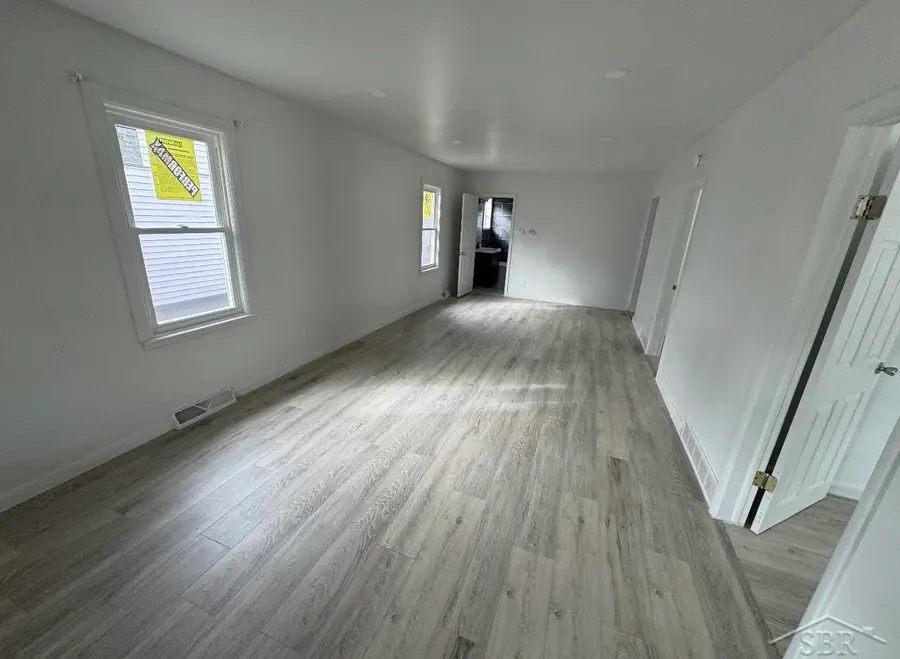 1424 Acacia Street, Saginaw, MI 48602 - Image #2