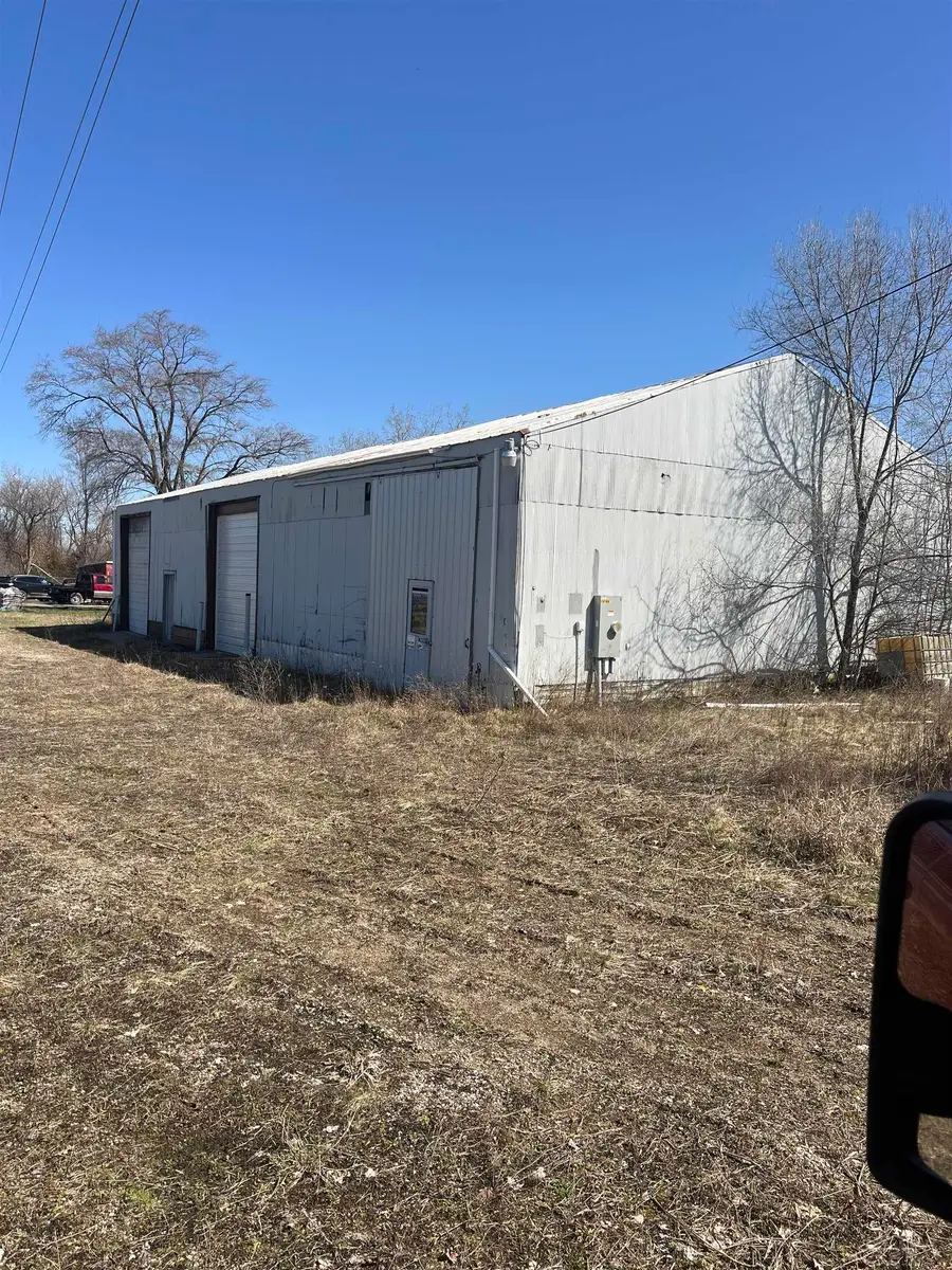 13164 Seymour RD, Montrose, MI 48457 - Image #2