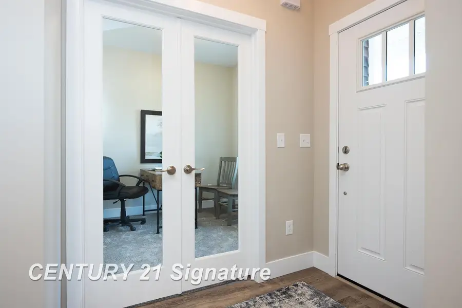 4211 Woodburn CT, Saginaw, MI 48603 - Image #3