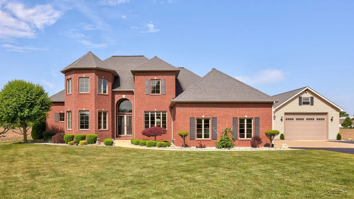 5859 N Center RD, Saginaw, MI 48604 - #1