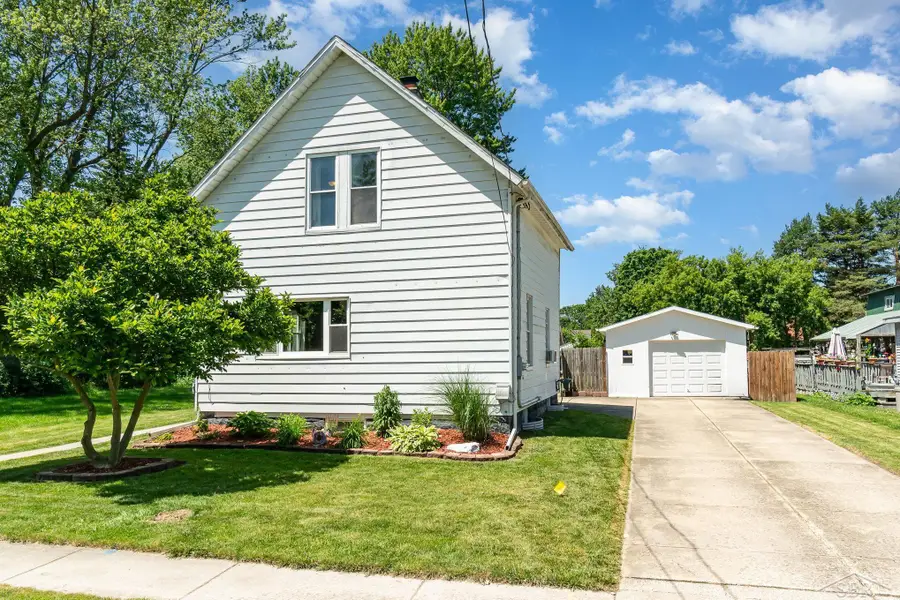 2997 Jackson ST, Saginaw, MI 48604 - Image #2