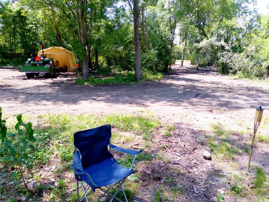 1948 E Chippewa River RD, Midland, MI 48640 - Image #2