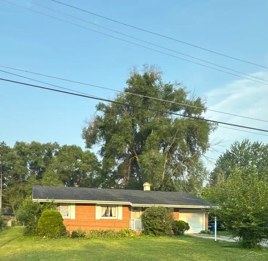 2950 Arlington DR, Saginaw, MI 48601 - Image #2