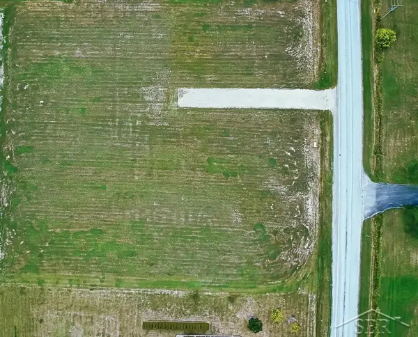 6050 Mackinaw RD, Saginaw, MI 48650