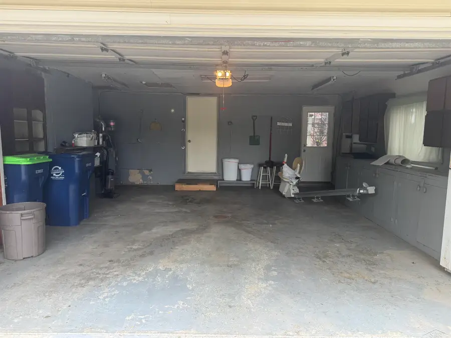 6641 PIERCE RD, Freeland, MI 48623 - Image #3