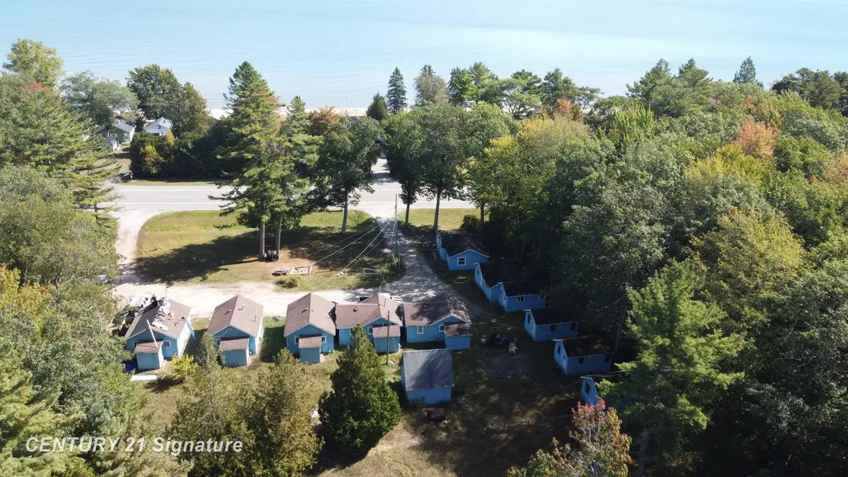 4060 S US-23 HWY, Greenbush, MI 48738 - Image #1