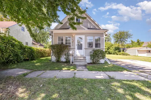 1717 S Hamilton ST, Saginaw, MI 48602