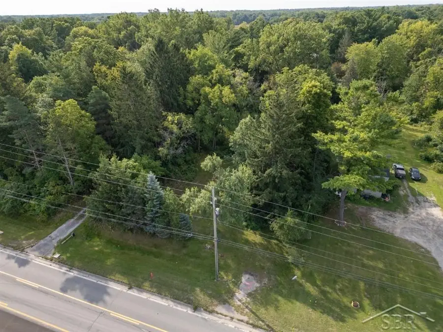 3317 Isabella ST, Midland, MI 48640 - #3