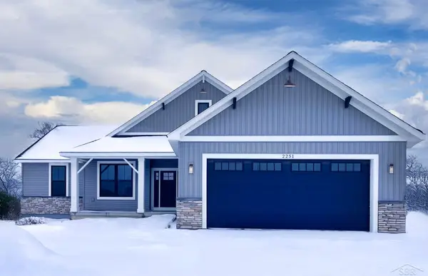 2251  Creekmore LN, BayCity, MI 48706