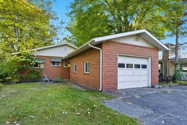 4726 N Verity RD, Sanford, MI 48657